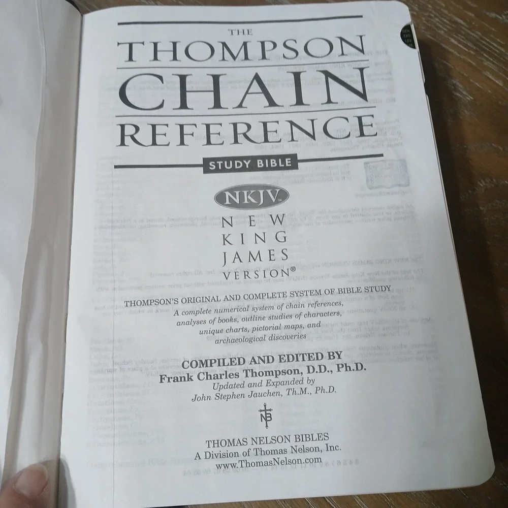 The Thompson Chain Reference Study Bible  NKJV Thumbed Index Black Bonded...